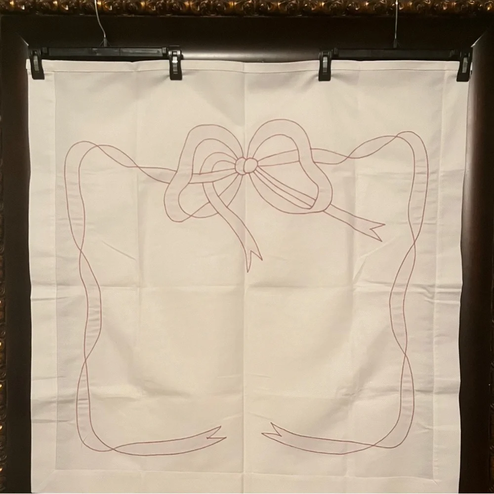 Pique Appliqué Ribbon Design, Sample - Picture 4 of 6